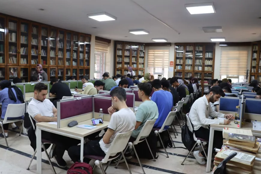 Şanlıurfa Büyükşehir Belediyesinin 9 Kütüphanesi YKS Öncesi Öğrencilerin Çalışma Merkezi Oldu