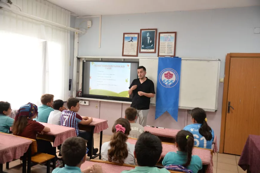 Trabzon Büyükşehir Belediyesi Akran Nezaketi Eğitimleriyle 2026 Yılında 484 Öğrenciye Ulaştı