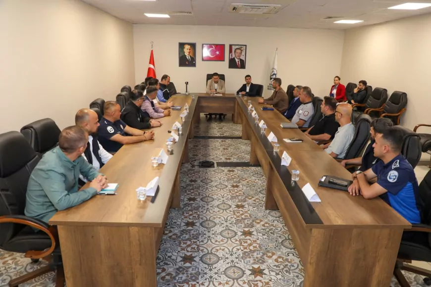 Hatay Büyükşehir Belediyesi’nden Babalar Günü’nde Personeline Duygu Dolu Sürpriz Buluşma