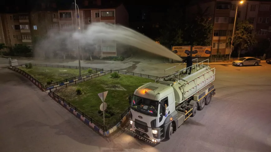 Karabük Belediye Başkanı Özkan Çetinkaya: "Şebeke suyumuza dokunmadan, tamamen kuyu sularımızla bu toprakları canlandırıyoruz"
