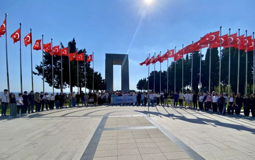 İstanbul Valiliği Himayesinde 4 Bin 689 Öğrenci Çanakkale Destanının Yazıldığı Tarihi Alanları Ziyaret Etti