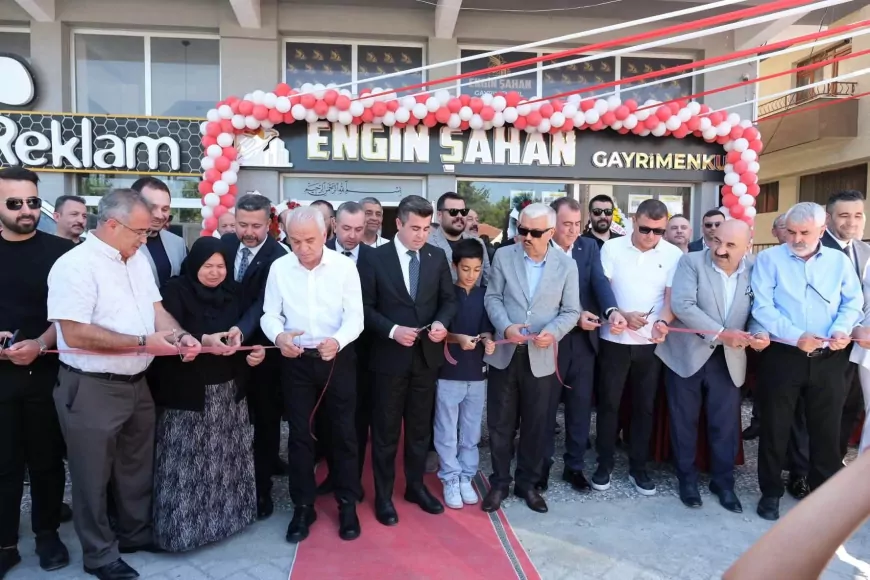Hâce Çörek ve Engin Şahan Gayrimenkul Eskişehir'de Düzenlenen Törenle Hizmete Açıldı