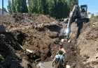 Ağrı Belediyesi Fırat Mahallesi'nde 550 metrelik ana hat kolektörü çalışmasını sürdürüyor
