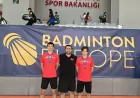 Bursa Büyükşehir Belediyesporlu badmintoncular İstanbul Youth Open Turnuvası’nda 1 altın, 2 gümüş ve 3 bronz madalya kazandı
