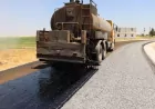 Şanlıurfa Büyükşehir Belediyesi Akçakale ile Harran arasındaki 10 kilometrelik grup yolunda asfalt çalışmasını tamamladı