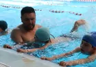 Şanlıurfa Büyükşehir Belediyesi açık yüzme havuzları ücretsiz hizmetiyle çocuklara güvenli yüzme eğitimi sunuyor