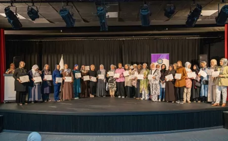 Diyarbakır Büyükşehir Belediyesi tekstil eğitimini tamamlayan 120 kadına katılım belgelerini verdi