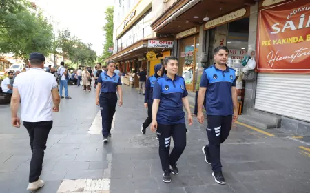 Diyarbakır Sur’da Kaldırım Denetimlerine Esnaf ve Yurttaşlardan Destek: “İnsanlar Artık Daha Rahat Yürüyebiliyor”