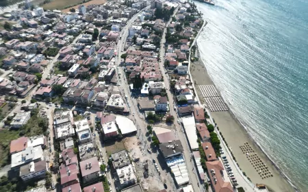 Hatay Büyükşehir Belediyesi Arsuz’da Prestij Caddeler Projesi kapsamında Sami Oytun Caddesi’ni modern görünümüne kavuşturdu