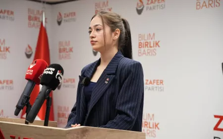 ZAFER PARTİSİ GENÇLİK KOLLARI SÖZCÜSÜ SILA AKBABA: "BRANDALARLA YABANCI LİDERLERİ KANDIRABİLİRSİNİZ, TÜRK MİLLETİNİN VİCDANINI KANDIRAMAZSINIZ"