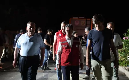 Muğla Büyükşehir Belediye Başkanı Ahmet Aras: “Yangının en kısa sürede kontrol altına alınması için tüm imkânlarımızı seferber etmiş durumdayız”