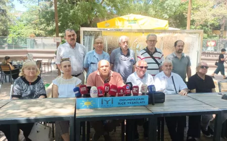 İYİ Parti Odunpazarı İlçe Başkanı Gürol Yer: “Üniversitelerde liyakat yerine referans ve akrabalık mı tercih ediliyor”