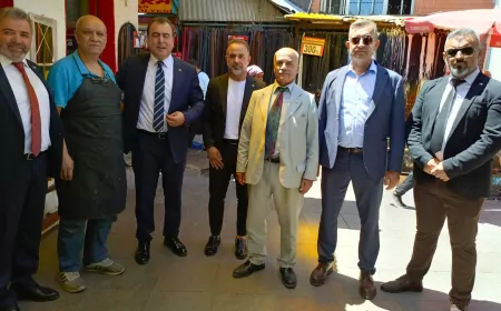 MHP Eskişehir İl Başkanı Ayhan Sezer: “Küçük esnafın her zaman yanında olmaya devam edeceğiz”