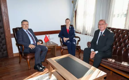 Trabzon Büyükşehir Belediye Başkanı Ahmet Metin Genç: “Kıbrıs Türk halkının 20 Temmuz Barış ve Özgürlük Bayramı’nı en kalbi duygularımla kutluyorum”
