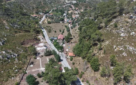 MUSKİ Genel Müdürlüğü Osmaniye Mahallesi’nde 1.250 metrelik içme suyu hattını kamusal alana taşıyarak altyapıyı yeniliyor