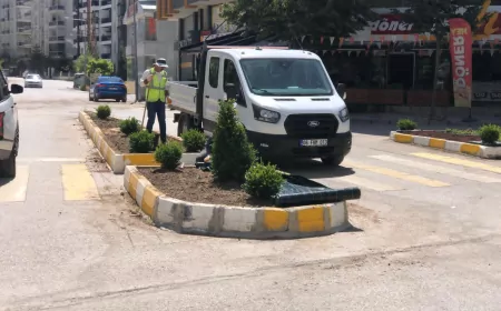 Van Büyükşehir Belediyesi Gölbaşı Sokak'ta Peyzaj Düzenlemeleriyle Kente Daha Estetik ve Yeşil Bir Görünüm Kazandırıyor