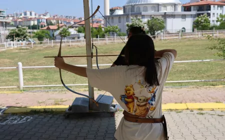 Uşak Belediyesi Yaz Spor Okulları çocukları yaz tatilinde spor ve eğlenceyle buluşturuyor
