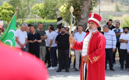 Hatay Büyükşehir Belediyesi Mehteranı Altınözü’nde Ecdadın İzlerini Mehter Marşlarıyla Yeniden Canlandırdı