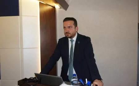 A PARTİ İSTANBUL İL BAŞKAN YARDIMCISI YAŞAR ASILTÜRK: "SİYASİ KAVGALAR DEĞİL İLÇELERİN SORUNLARINA ÇÖZÜM ÜRETMEYE ODAKLANIYORUZ"