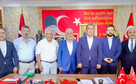 MHP Eskişehir İl Başkanı Ayhan Sezer: “Eskişehir’in menfaatine olacak her türlü yapıcı çalışmanın ve istişarenin önemi büyük”