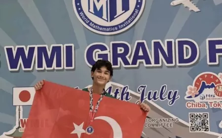 Beykoz Fen Lisesi Öğrencisi Enis Uğurluay Japonya'daki Dünya Matematik Finallerinde Bronz Madalya Kazandı
