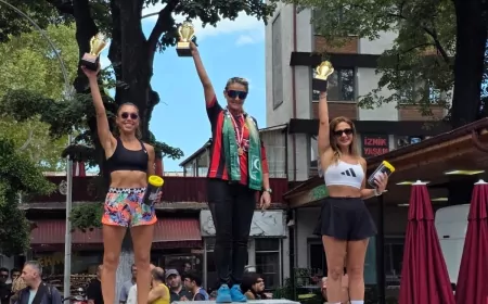 Bursa İznik’te Düzenlenen 10K Yarışı’nda Cenk Algın ve Bahar Sezer Algın Kendi Kategorilerinde Şampiyon Oldu