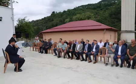 Trabzon Büyükşehir Belediye Başkanı Ahmet Metin Genç: “Hoca Mezarı Yaylası yolunun betonlama çalışmalarına bir ay içinde başlıyoruz”