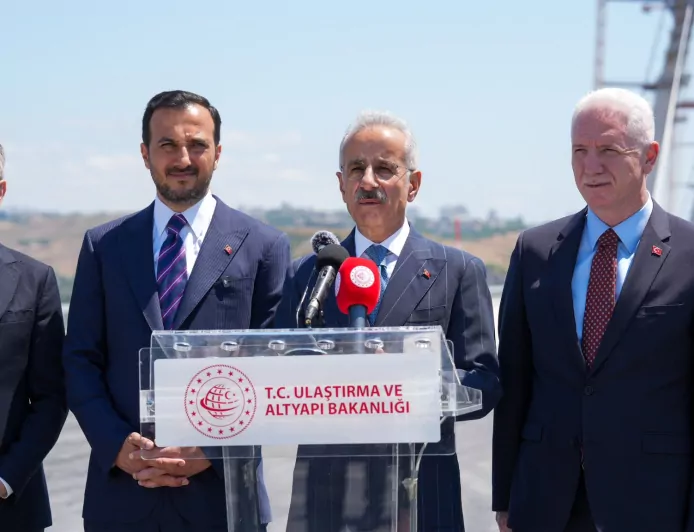 Ulaştırma ve Altyapı Bakanı Abdulkadir Uraloğlu: “Nakkaş-Başakşehir etabını 2027 yılında tamamlayarak halkımızın hizmetine sunmayı hedefliyoruz”