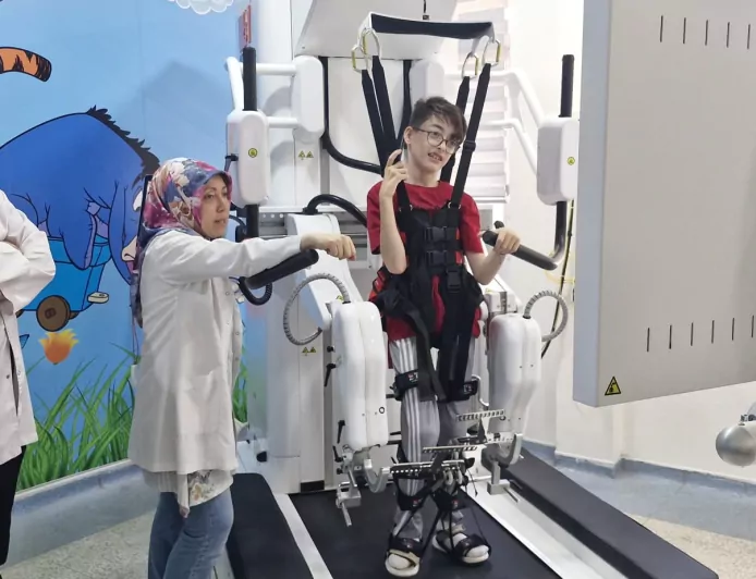 Eskişehir Yunus Emre Devlet Hastanesi'nde Pediatrik Robotik Yürüme Rehabilitasyon Cihazı Hizmete Alındı