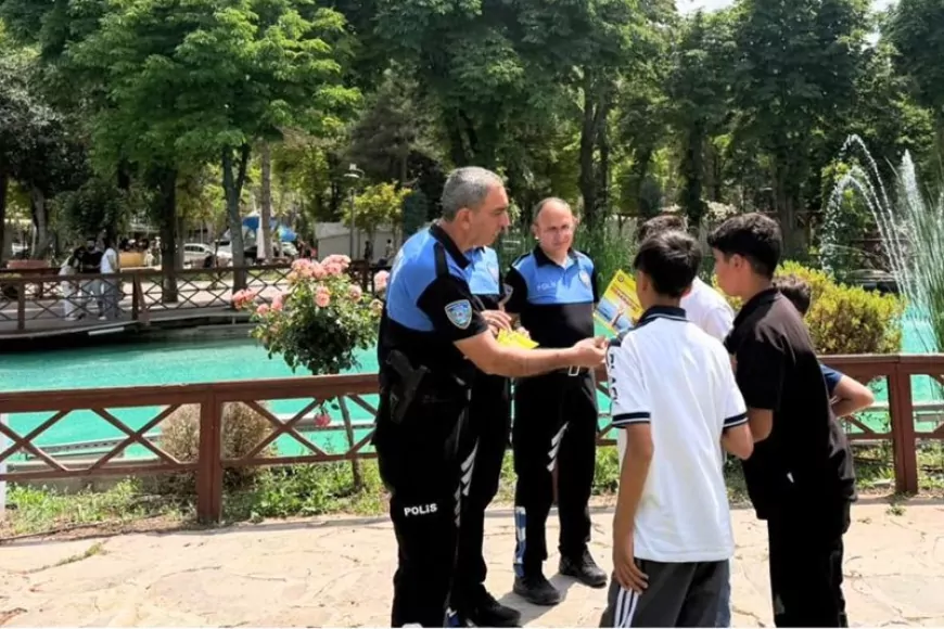 Malatya Emniyeti Yaz Mevsiminde Artan Boğulma Vakalarına Karşı Vatandaşları Bilgilendirdi