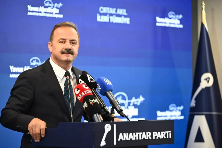 Anahtar Parti Genel Başkanı Yavuz Ağıralioğlu: “CHP'yi kapatsalar daha az hasar olurdu”