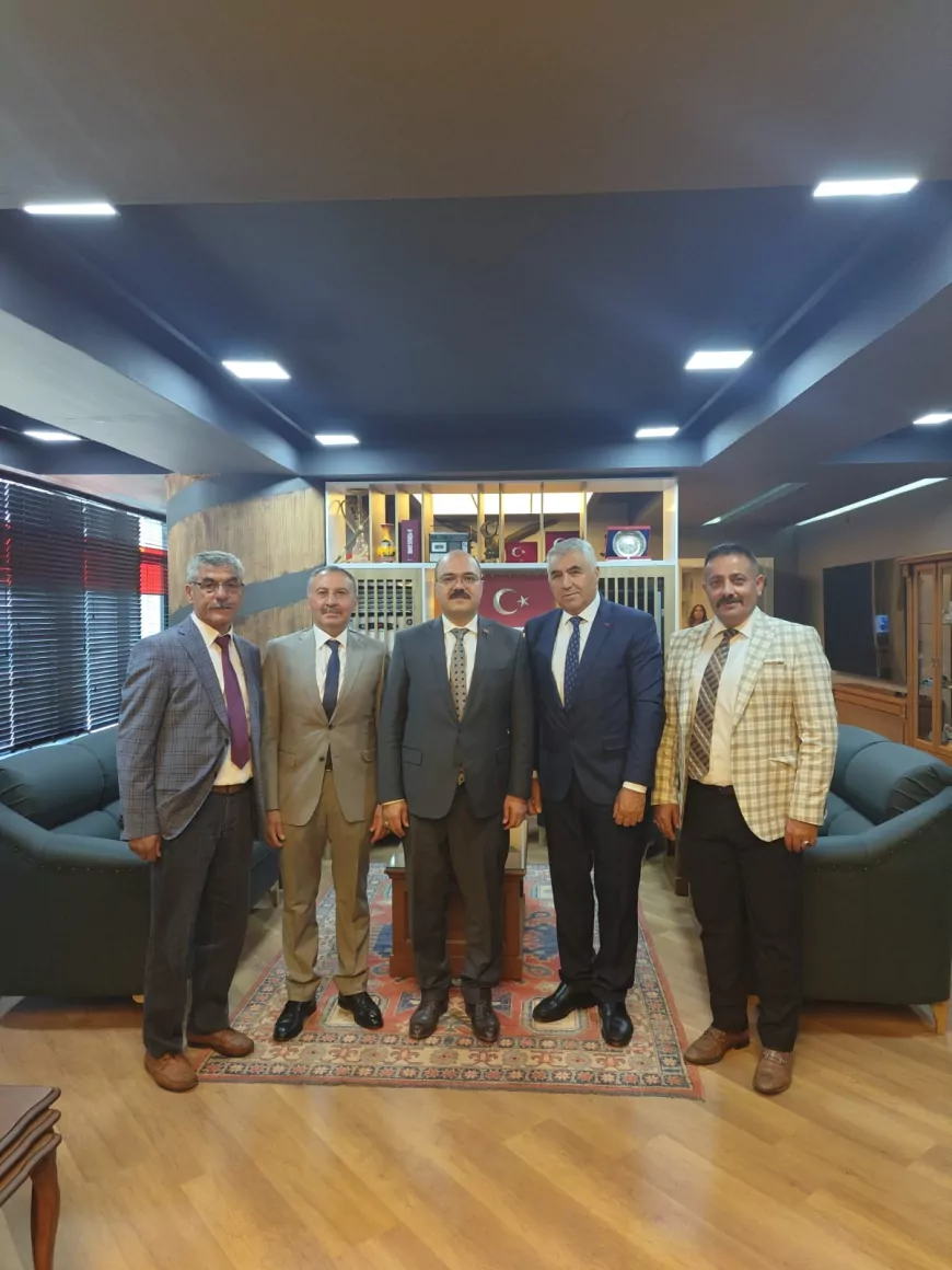 Eskişehir Dadaşlar Derneği Yönetim Kurulu Başkanı Cemal Çavdar yargı mensuplarına nezaket ve veda ziyaretlerinde bulundu
