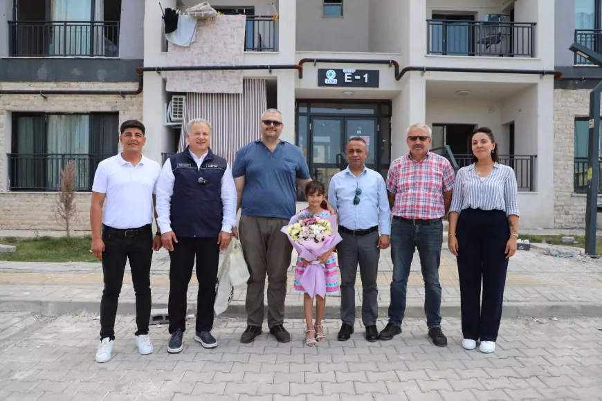 Hatay Büyükşehir Belediyesi HATSU'nun Abone Sayısı 550 Bine Ulaştı, 550 Bininci Abone Ziyaret Edildi