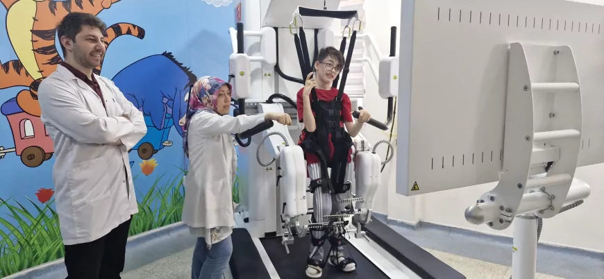 Eskişehir Yunus Emre Devlet Hastanesi'nde Pediatrik Robotik Yürüme Rehabilitasyon Cihazı Hizmete Alındı