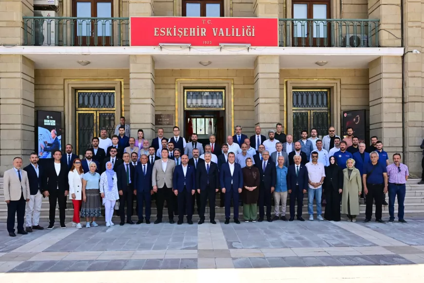 Osmaniye Valisi Dr. Erdinç Yılmaz 15 Temmuz’un 10. yılı etkinlikleri için STK temsilcileriyle hazırlık toplantısında bir araya geldi