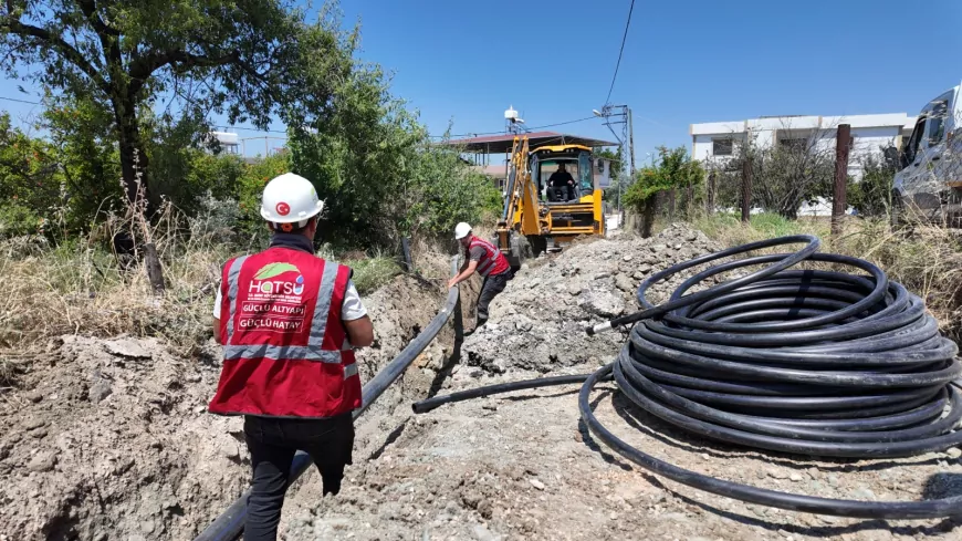 Hatay Büyükşehir Belediyesi Altınözü Çetenli Mahallesi'nde 50 Yıllık İçme Suyu Sorununu Altyapı Yatırımıyla Çözmeyi Hedefliyor