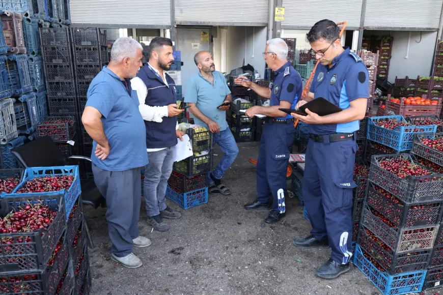 Hatay Büyükşehir Belediyesi Meyve ve Sebze Hallerinde 193 Bin Kilogramı Aşan Üründe Fiyat ve Güvenilirlik Denetimi Gerçekleştirdi
