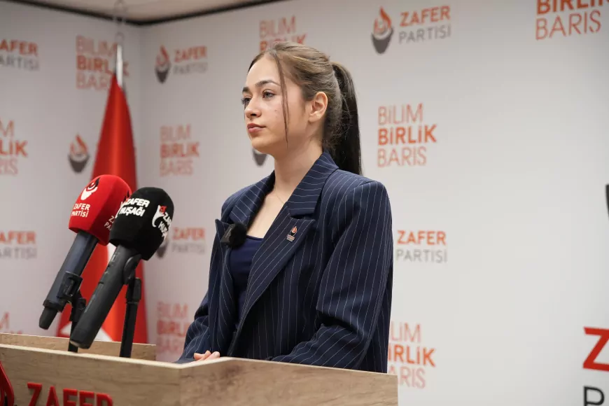 ZAFER PARTİSİ GENÇLİK KOLLARI SÖZCÜSÜ SILA AKBABA: "BRANDALARLA YABANCI LİDERLERİ KANDIRABİLİRSİNİZ, TÜRK MİLLETİNİN VİCDANINI KANDIRAMAZSINIZ"