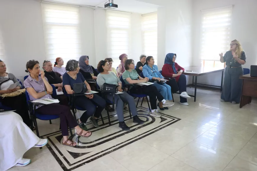 Odunpazarı Belediyesi'nin “Doğanın Menüsü” eğitimleriyle yabani yenilebilir bitkiler bilinçli şekilde tanıtıldı