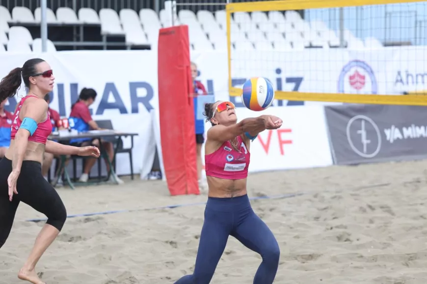 Trabzon Büyükşehir Belediyesi Ev Sahipliğinde Düzenlenen Plaj Voleybolu Trabzon Bioderma Pro Beach Etabında Final Heyecanı Yaşanıyor