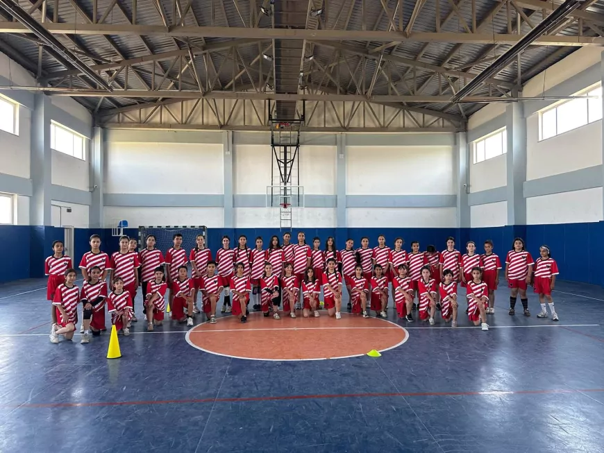 Van Büyükşehir Belediyesi Yaz Spor Okullarında 18 Branşta 1250 Çocuk ve Genç Sporla Buluşuyor