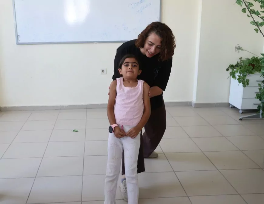 Van Büyükşehir Belediyesi Yaz Drama Kursu ile çocuklar yaz tatilini eğitim ve yaratıcılıkla değerlendiriyor