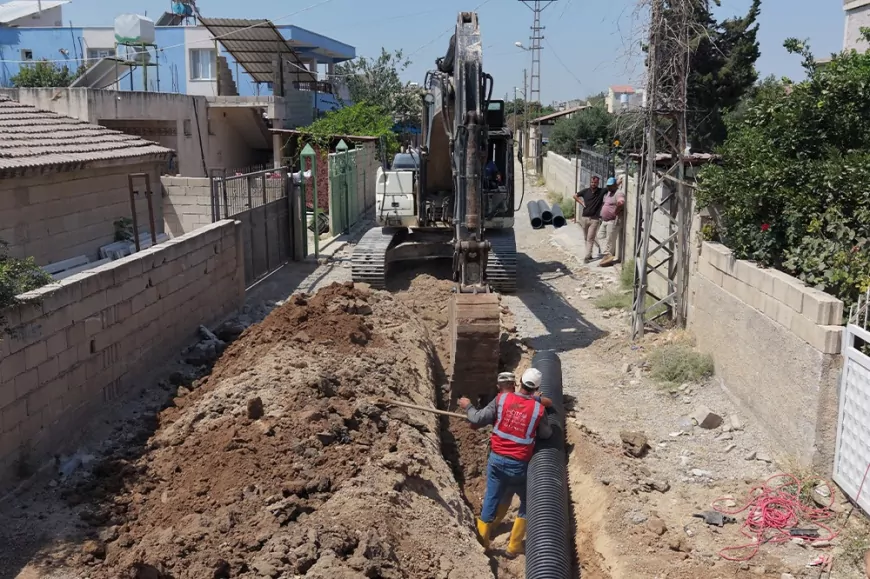 Hatay Büyükşehir Belediyesi HATSU Uzunkavak Mahallesi'nde yağmur suyu altyapısını güçlendirdi