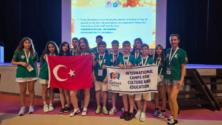 Özel Çağdaş Okulları öğrencileri Tokyo'daki Dünya Matematik Yarışması'nda 12 madalya kazandı