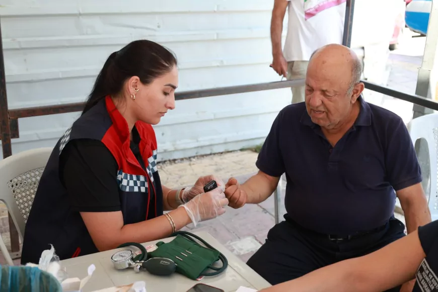 Hatay Büyükşehir Belediyesi Altınözü'nde Ücretsiz Sağlık Taramasıyla Erken Farkındalığı Güçlendirdi