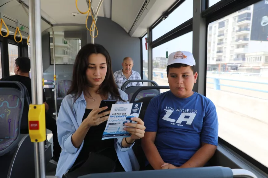 Hatay Büyükşehir Belediyesi halk otobüslerinde ücretsiz Wi-Fi hizmetini vatandaşların kullanımına açtı