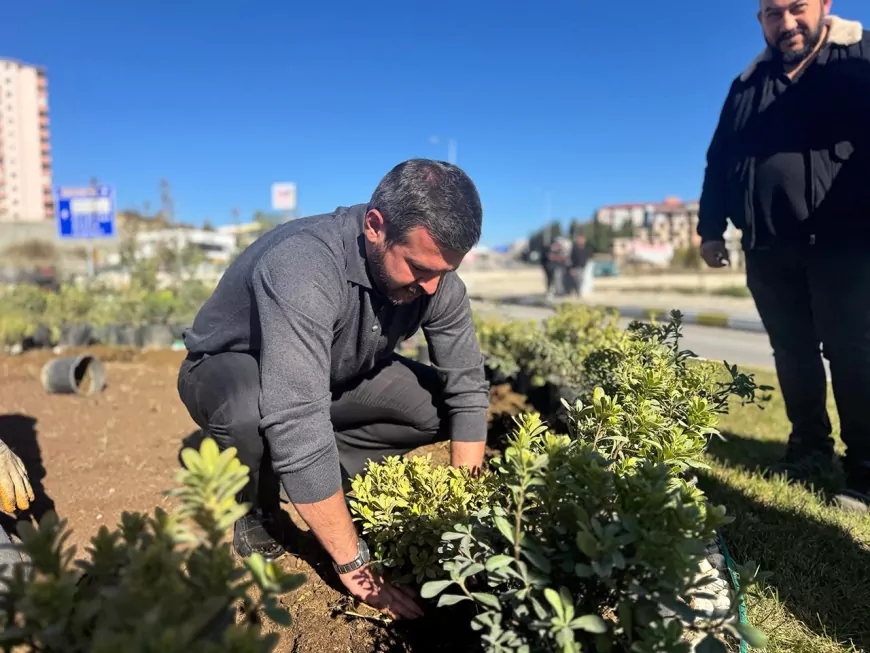 Karabük Belediye Başkanı Özkan Çetinkaya: “Karabük’ün yeşil kimliğini koruyarak daha da güçlendirmeye kararlılıkla devam edeceğiz”