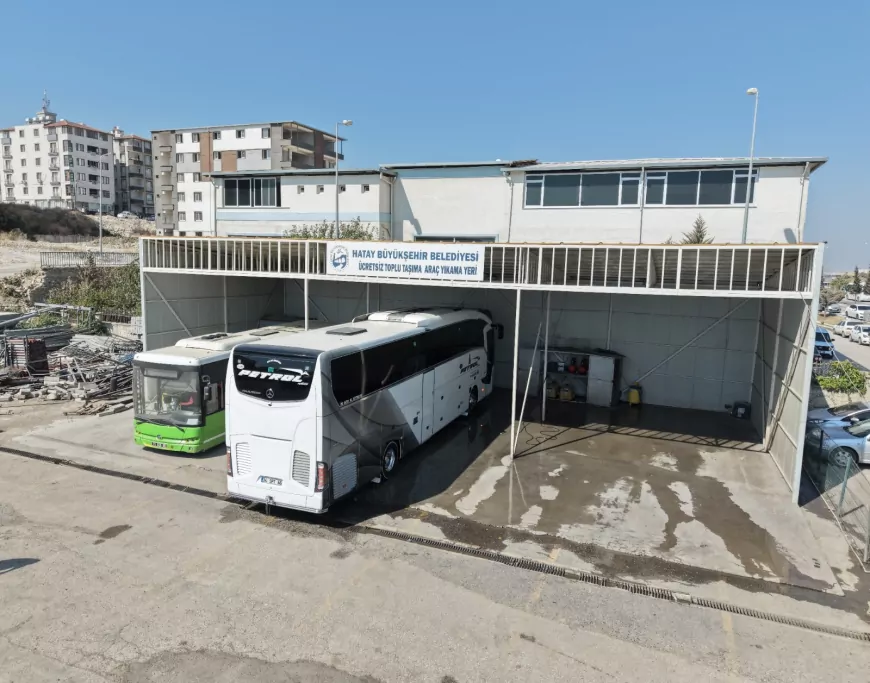 Hatay Büyükşehir Belediyesi Toplu Ulaşım Araçlarında Hijyen Çalışmalarını Rutin Olarak Sürdürüyor