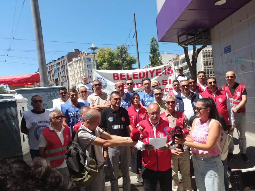 Belediye-İş Sendikası Eskişehir Şube Başkanı Kemal Azak: “Odunpazarı Belediyesi’nde çalışanlar sendika değiştirmeye baskıyla zorlanıyor”