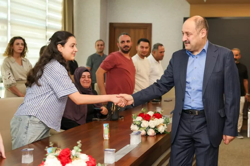 Şanlıurfa Büyükşehir Belediye Başkanı Mehmet Kasım Gülpınar: “Şanlıurfa, başarılı gençleriyle anılsın istiyoruz”